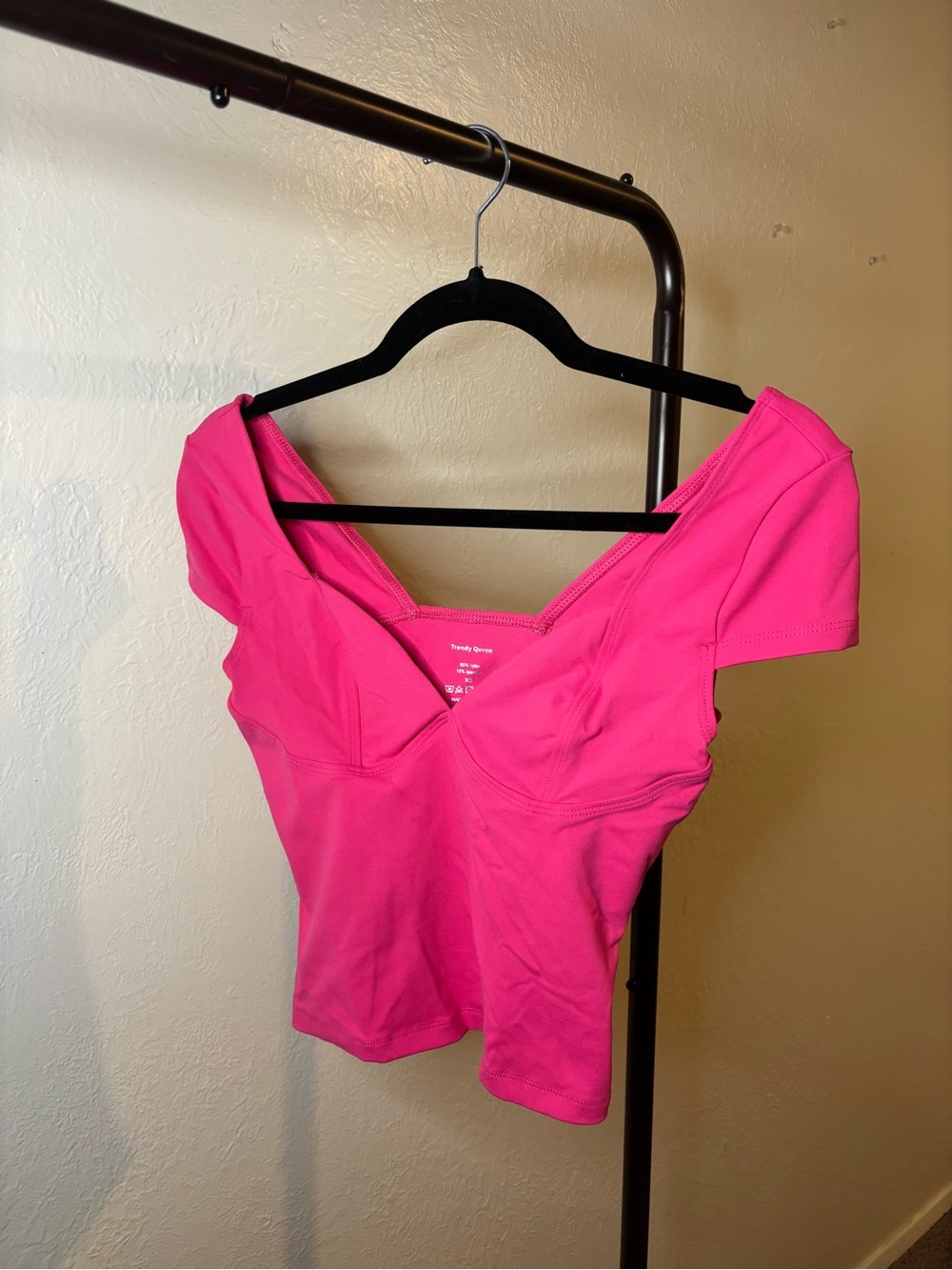 Amazon Bright Hot Pink Scoop Neck Crop Top